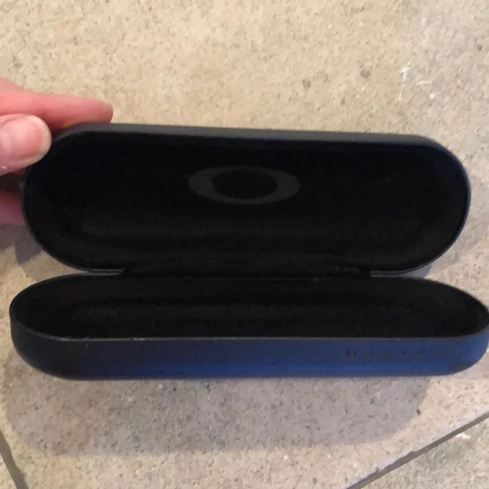 Oakley hard sunglass case. Black